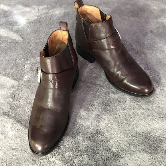 Ariat Western Style Ankle Boots with Buckle Size Women's Size 6B Coast Cowgirl - Picture 2 of 13